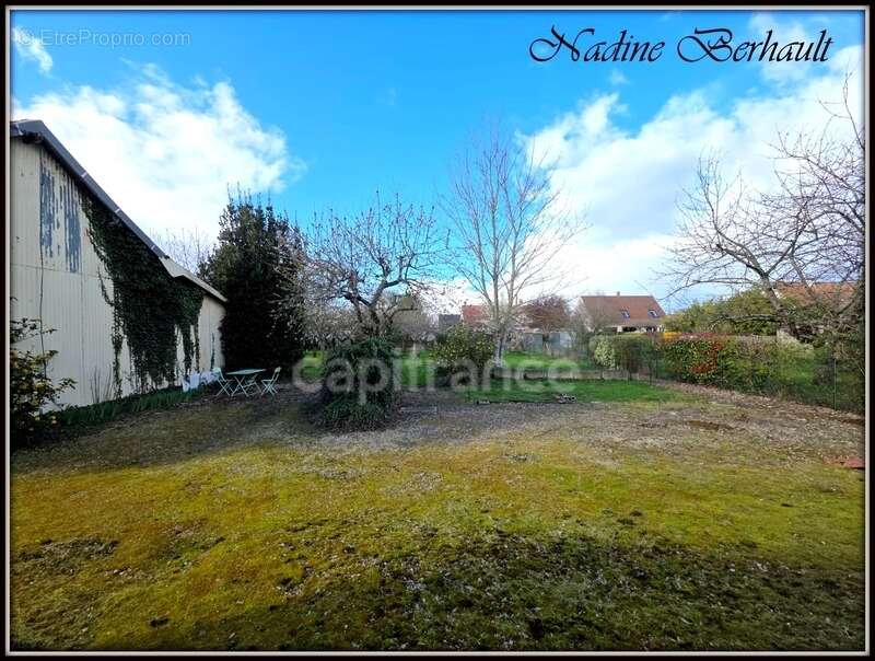 Maison Amilly 45, maison RDC à rénover - appartement et local commercial loué, terrain arboré de 1 538 m².entièrement clos.Centr - photo 12