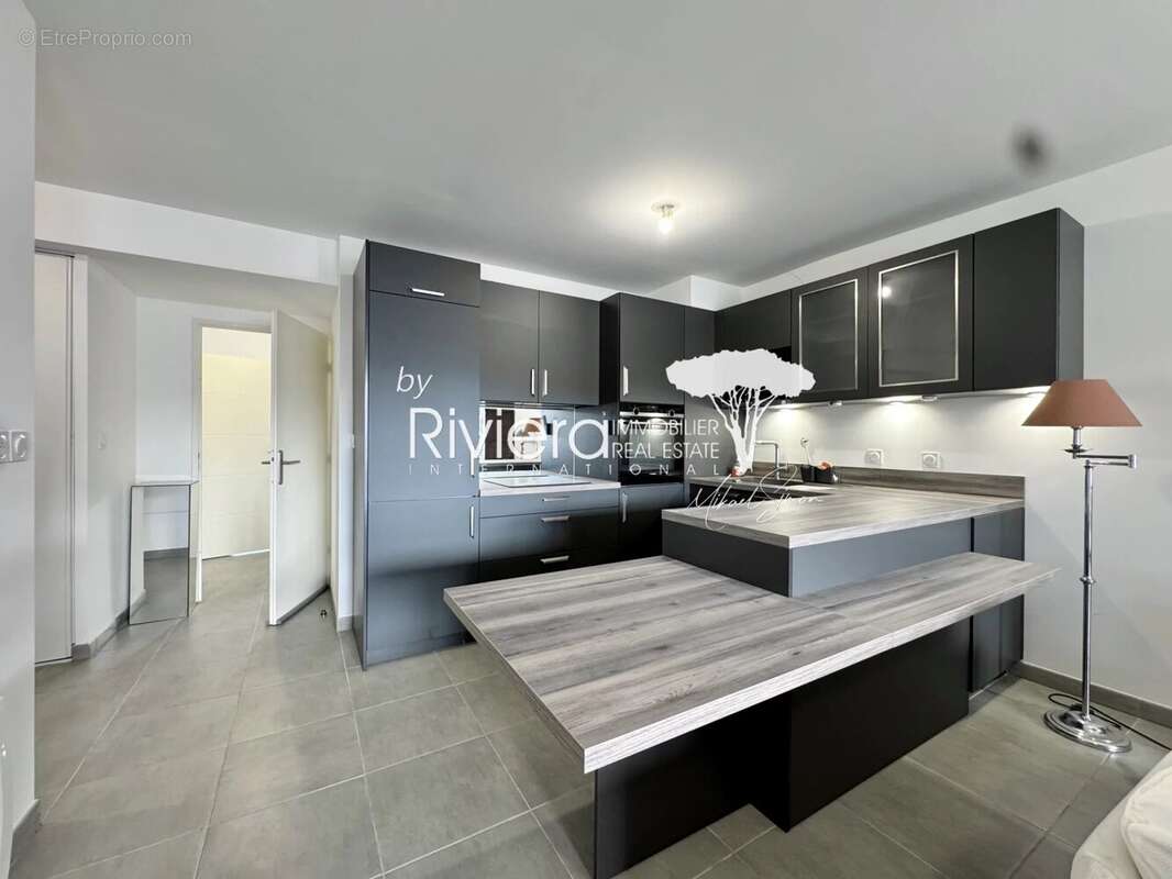 Appartement à LA CROIX-VALMER