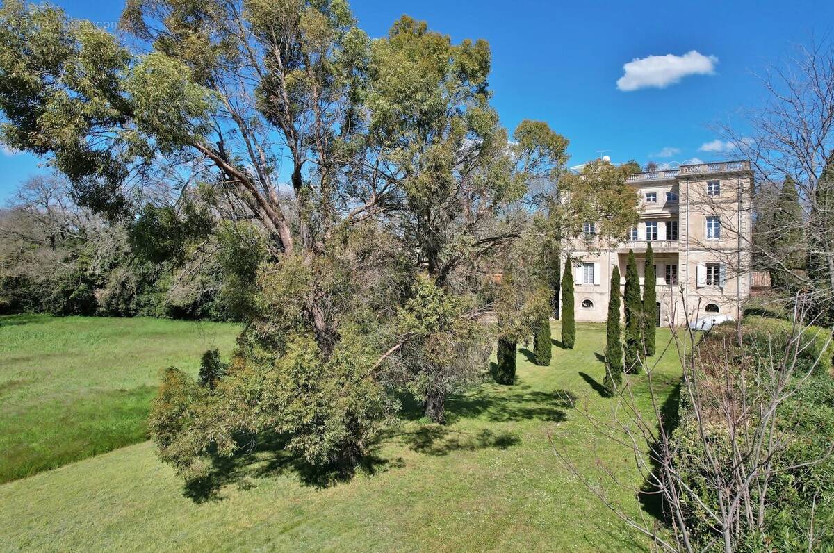 Appartement à UZES