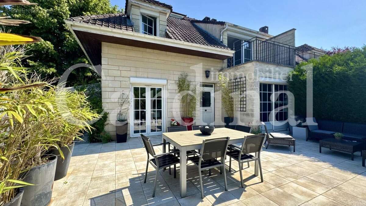 Maison à BAILLY