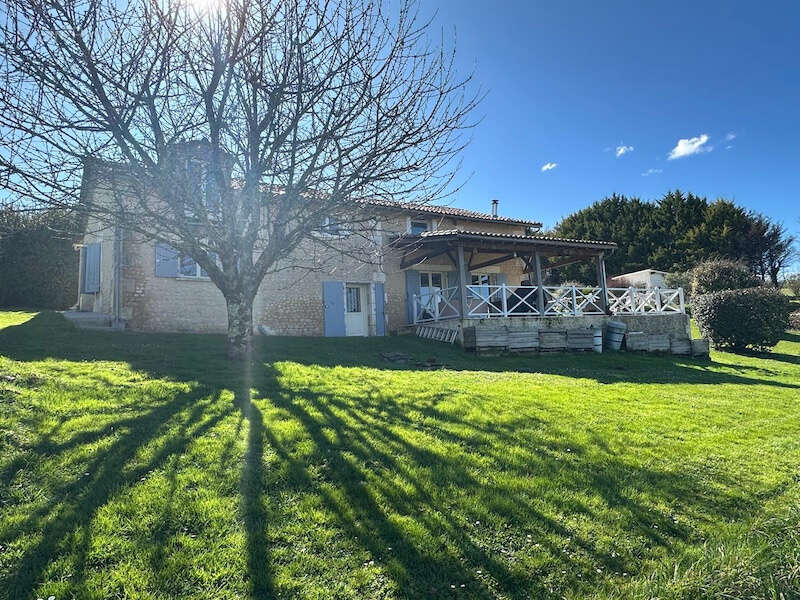 Maison à SALLES-LAVALETTE