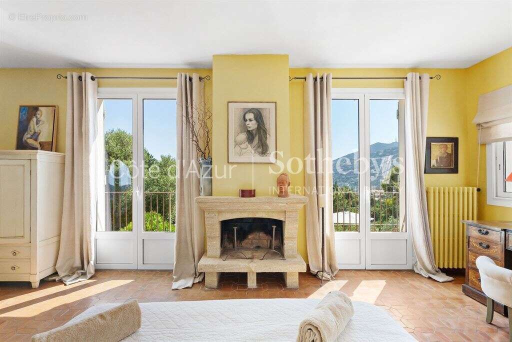 Maison à THEOULE-SUR-MER