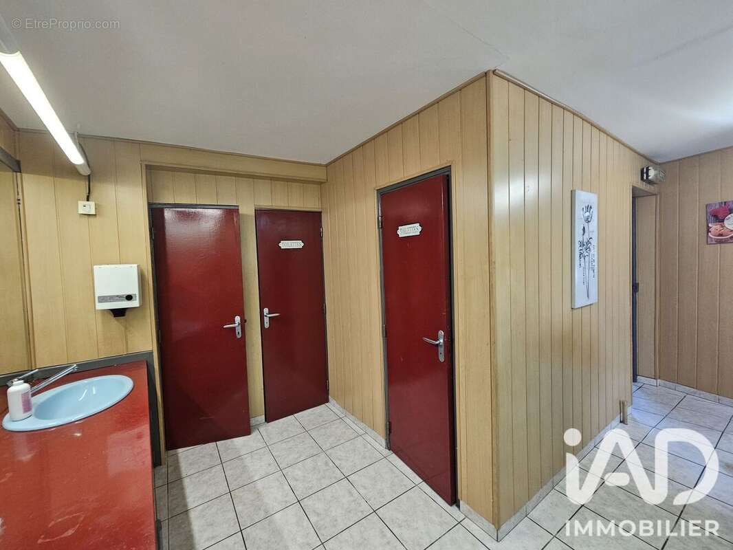 Commerce 300 m² à Savines-Le-Lac  - photo 6