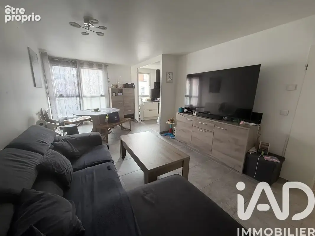Photo 1 - Appartement à SAINT-PIERRE-DU-PERRAY