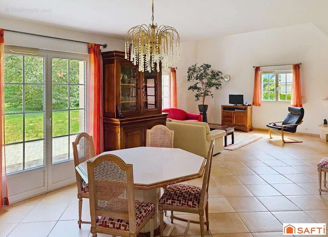 Photo 3 - Maison à LES MESNEUX