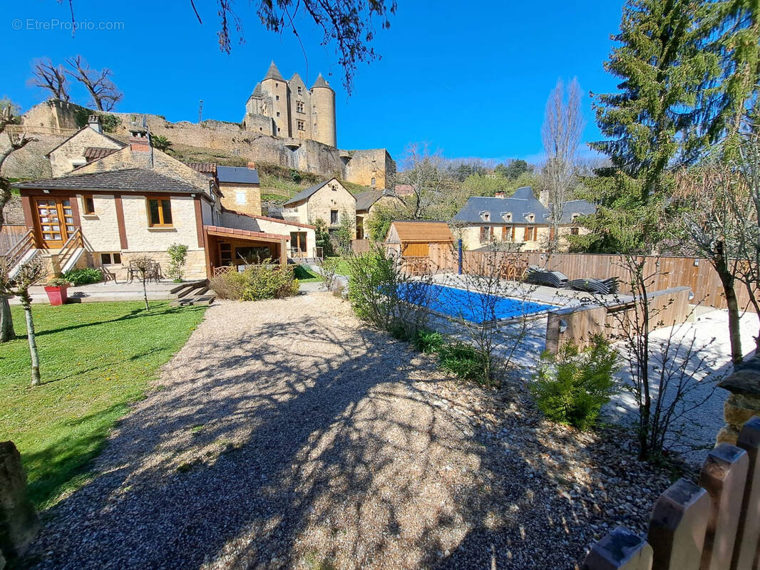 Maison à SARLAT-LA-CANEDA