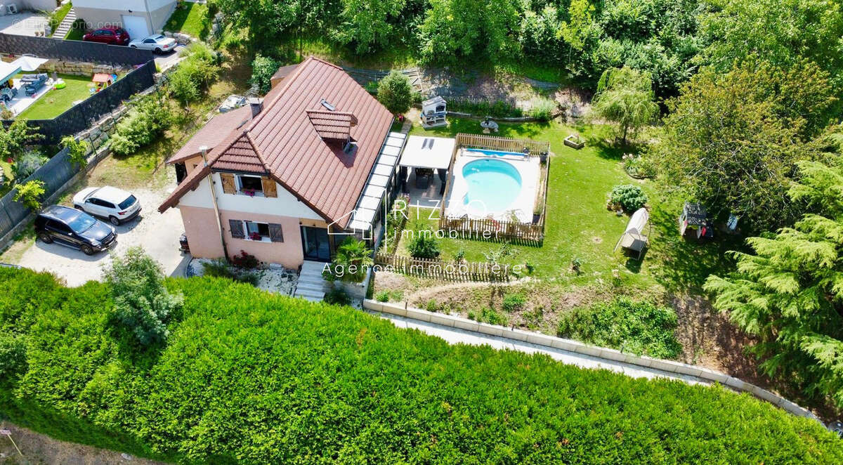 Maison de 180 m2 avec piscine - photo 18