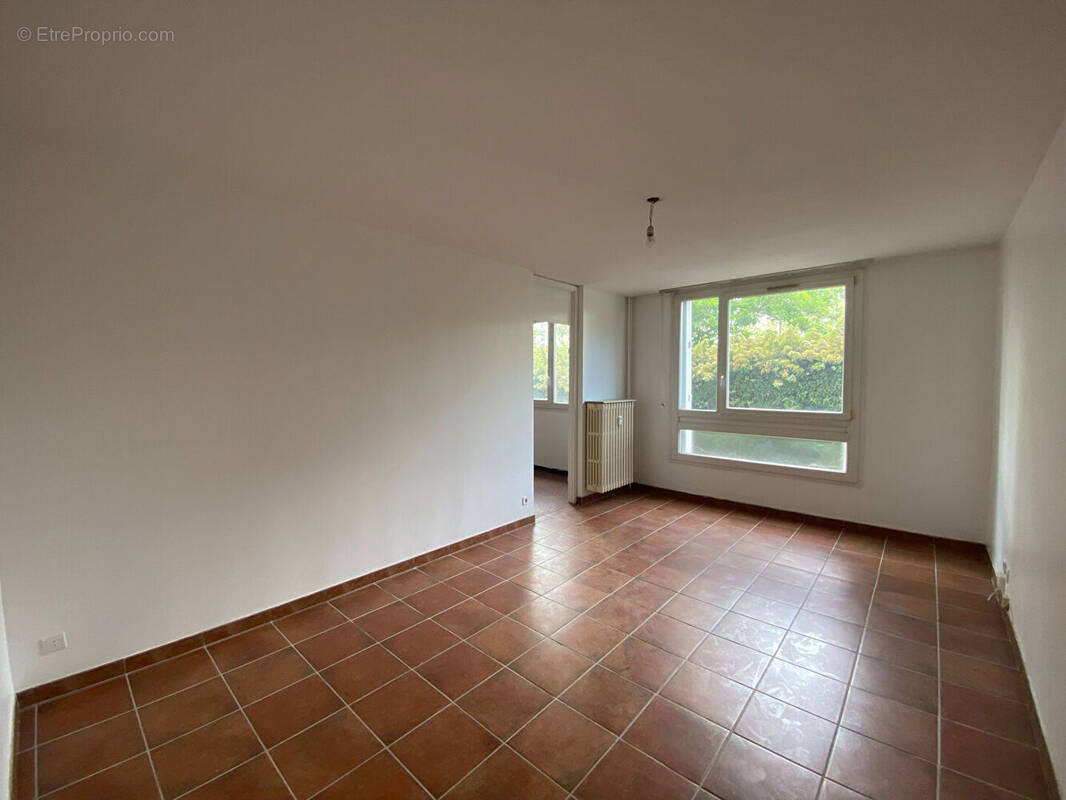 Appartement à LYON-8E