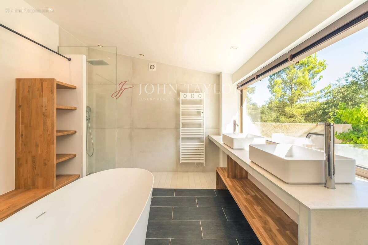 Maison à EYGALIERES