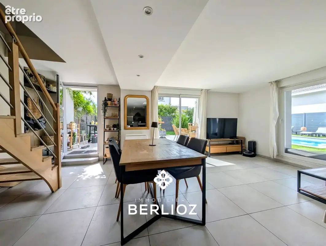 Meylan   limite montbonnot-saint-martin   maison mitoyenne 4 chambres   149 m2 au sol   jardin 300 m2   piscin - photo 12