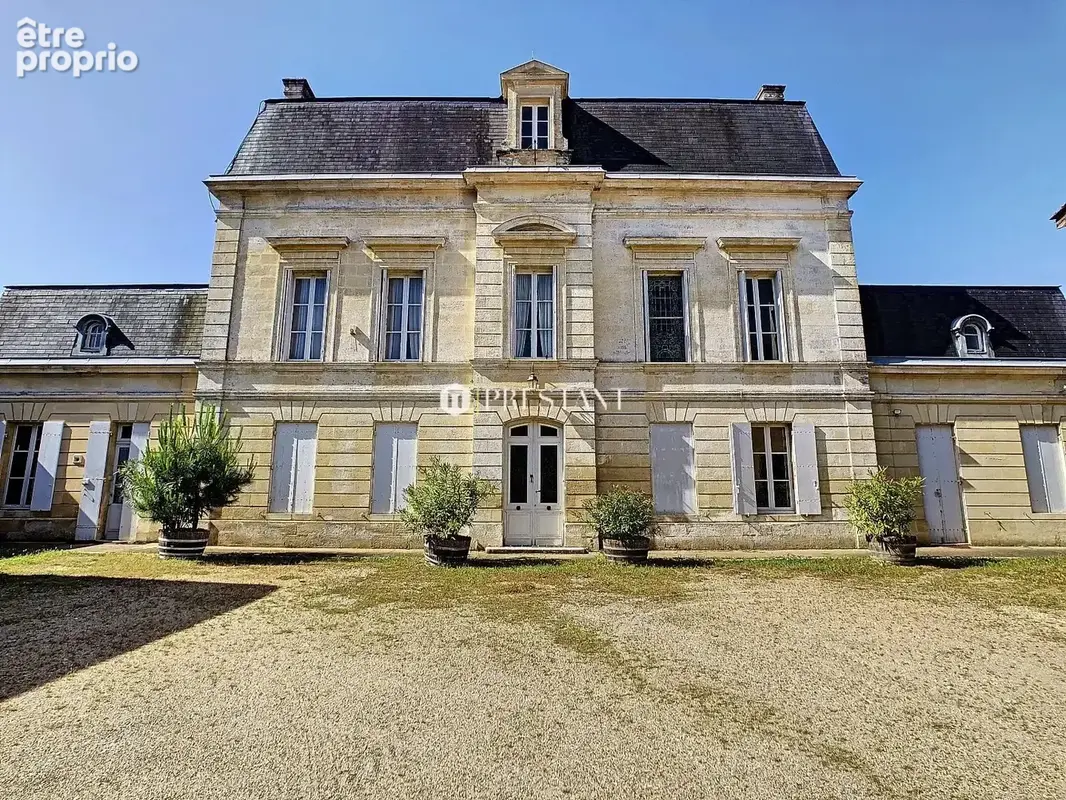 Maison à MONTAGNE