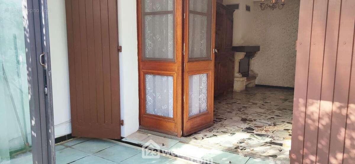 Maison 107 m² à Saintes-Maries-De-La-Mer  - photo 5