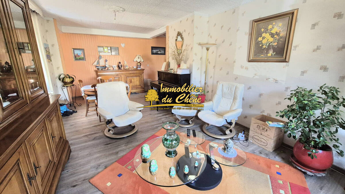 Maison 110 m² à Luxeuil-Les-Bains  - photo 3