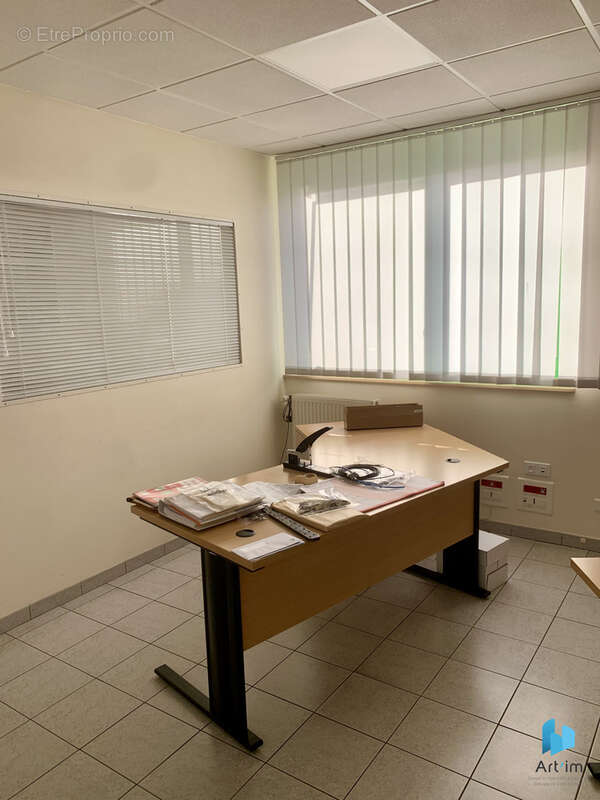 Commerce à LA FERTE-BERNARD