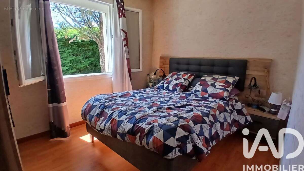 Maison 90 m² à La Caillere-Saint-Hilaire  - photo 6