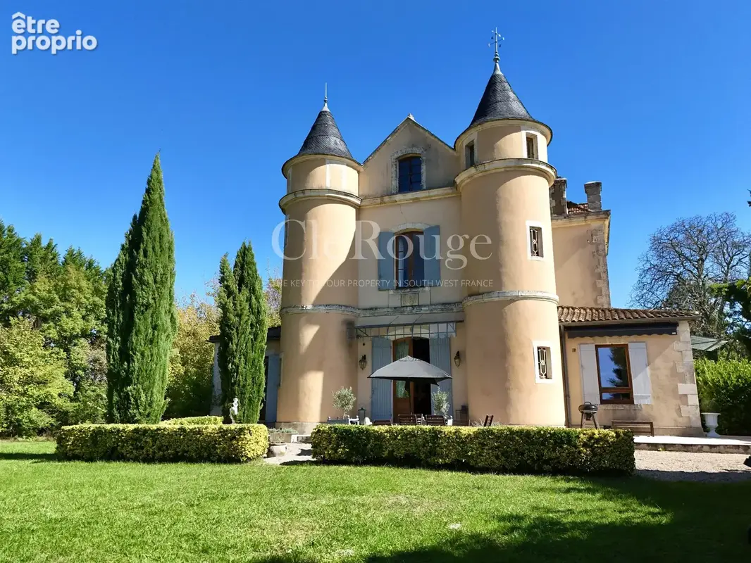 Entre Eymet et Marmande - Château à tourelles du XIXe entièrement restauré, piscine chauffée et 2,7 ha - photo 47