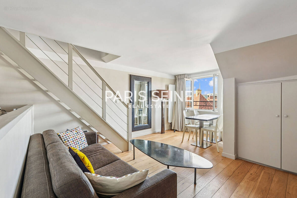 Appartement à PARIS-6E