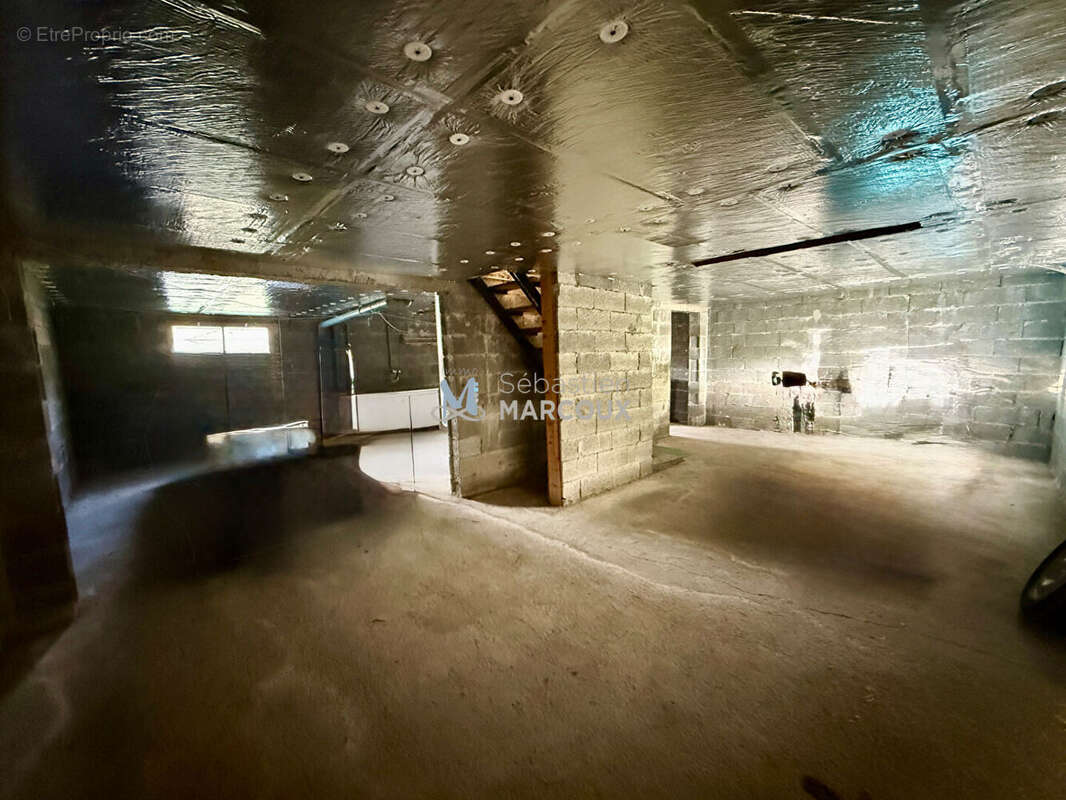 Maison à SAINT-SIXTE