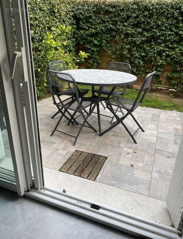 Appartement à VILLENEUVE-LOUBET