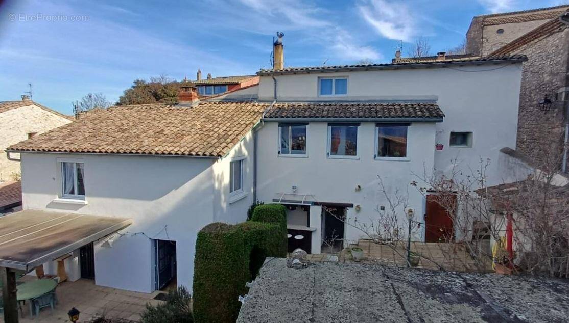 Maison à LIVRON-SUR-DROME