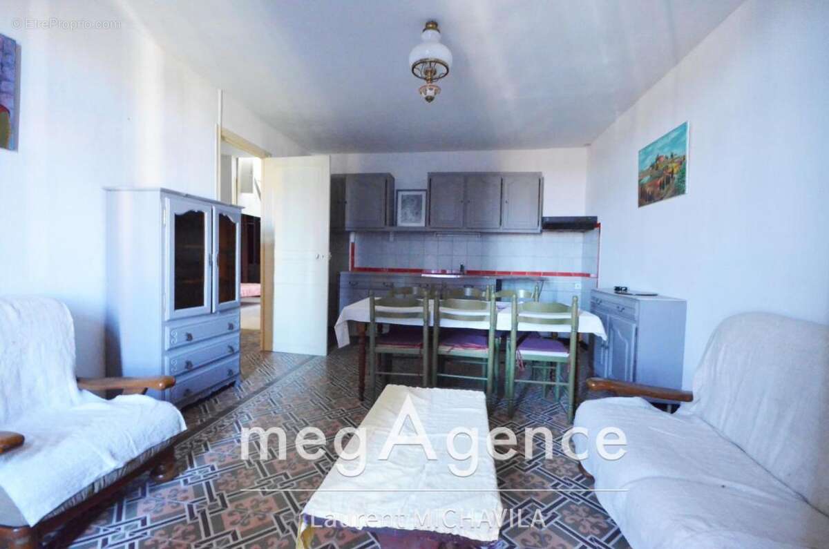 Maison à VILLENEUVE-LES-BEZIERS