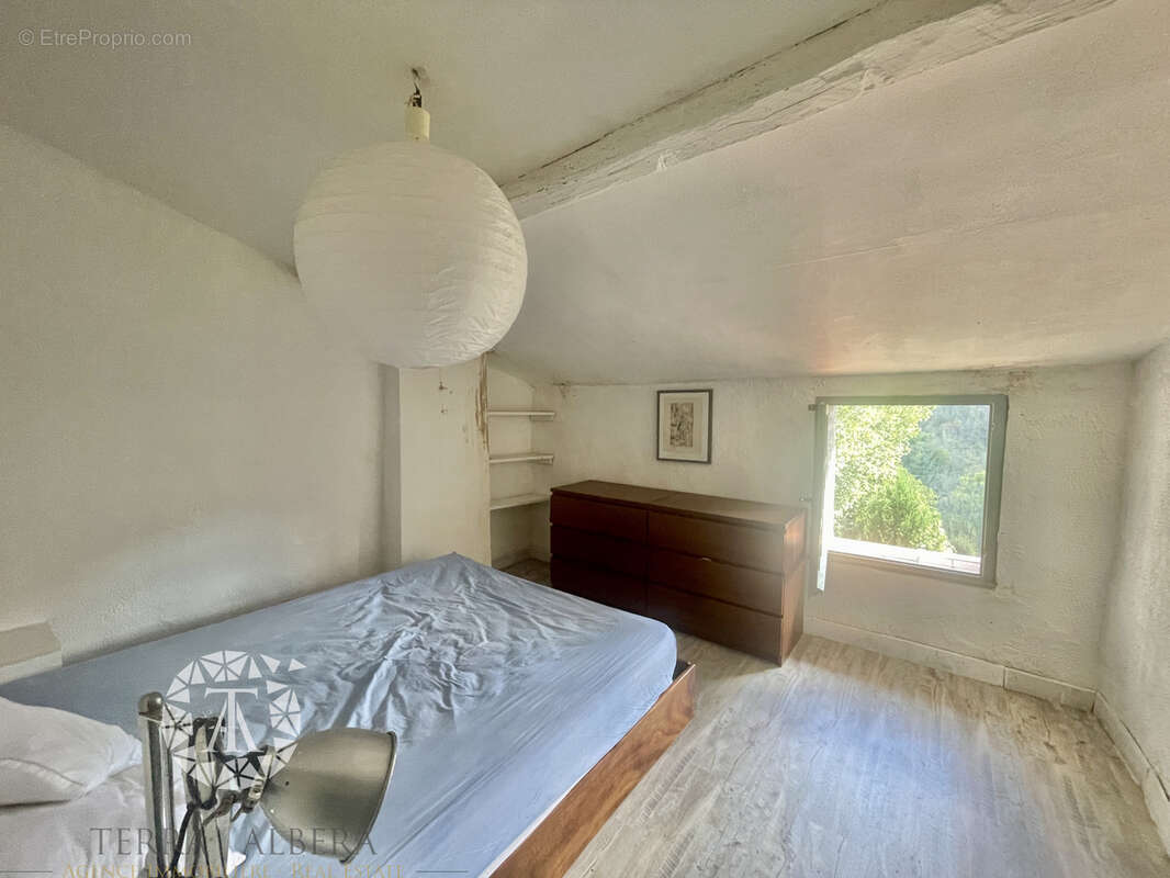 Maison à SERRALONGUE