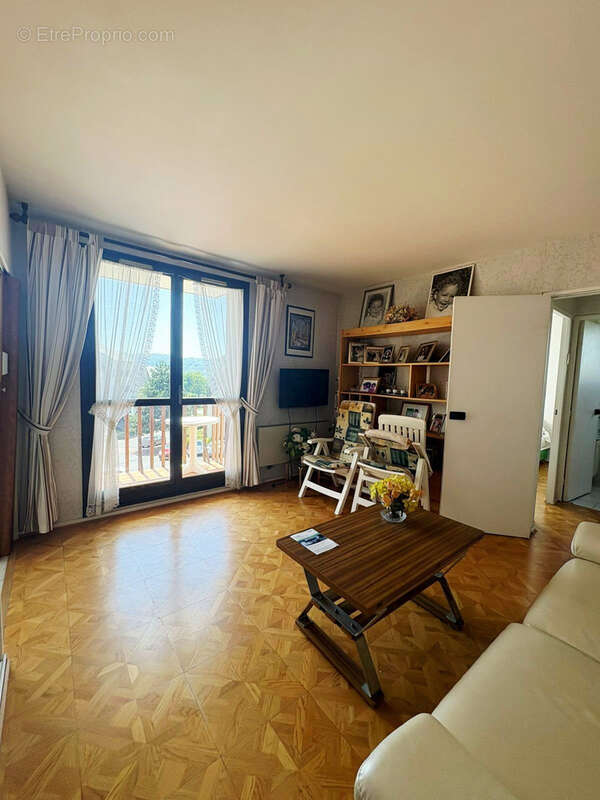 En exclusivite : appartement 2pp avec balcon - photo 2