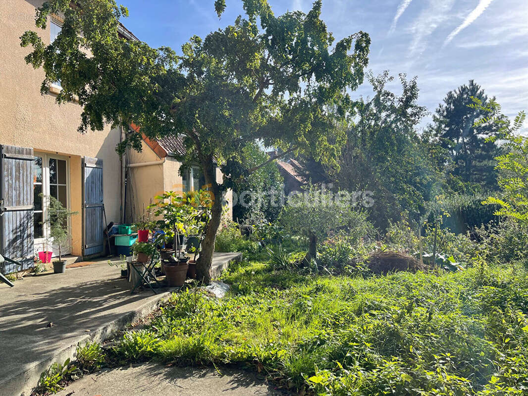 Terrain à MOON-SUR-ELLE