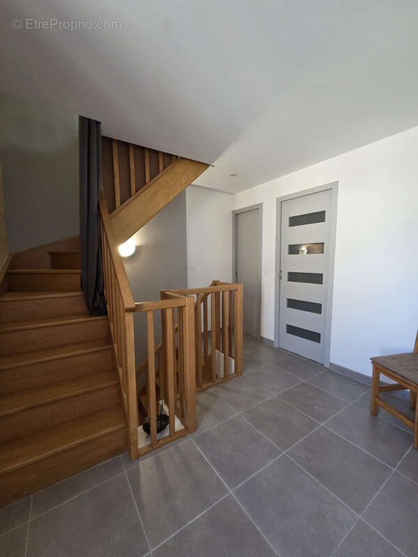 Ensemble immobilier dans le bourg du village - photo 33