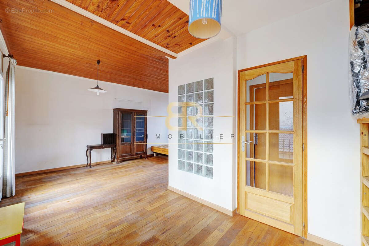 Maison à ROMAINVILLE