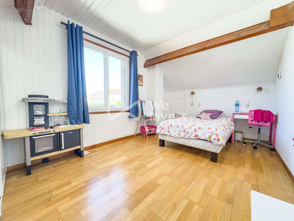 Maison 94 m² à Chateau-Thierry  - photo 9