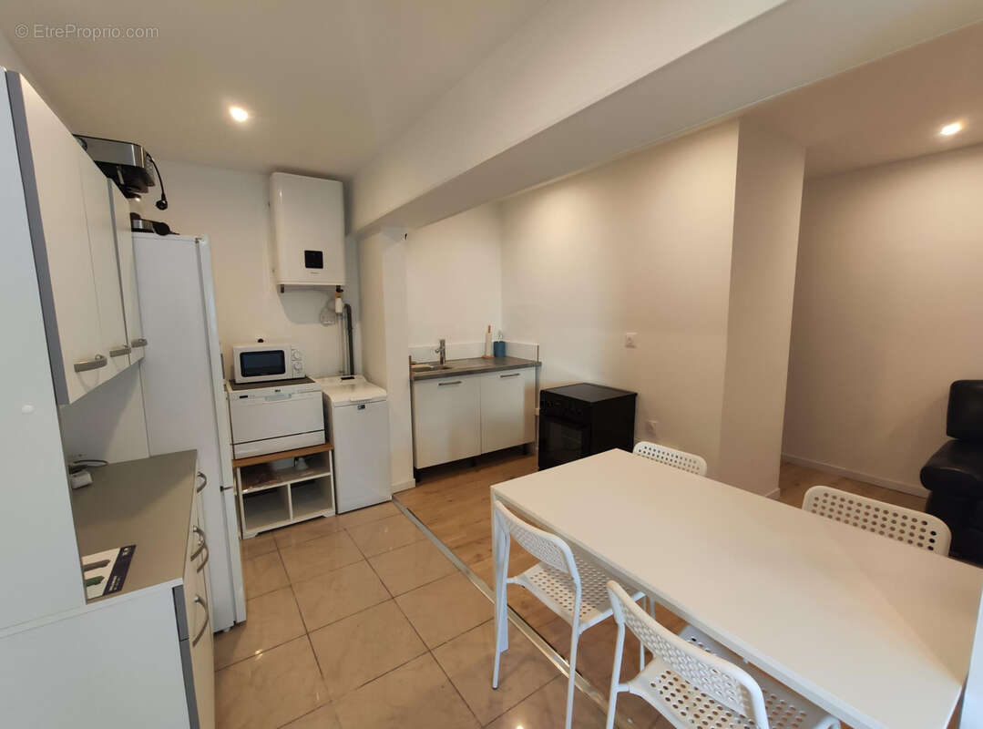 Appartement à LA FERTE-SAINT-CYR