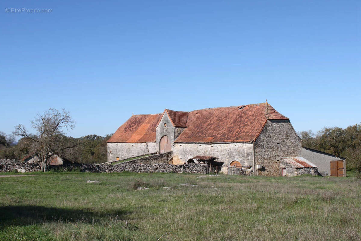 Maison à CANIAC-DU-CAUSSE