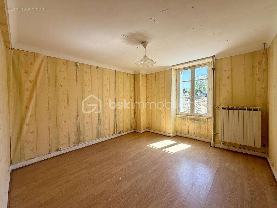 Ensemble immobilier centre bourg - photo 7