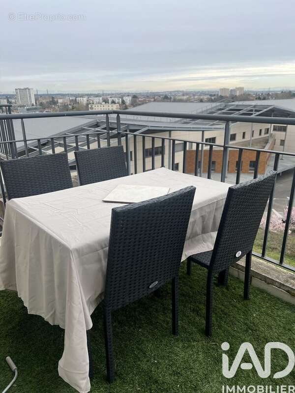 Photo 4 - Appartement à VENISSIEUX