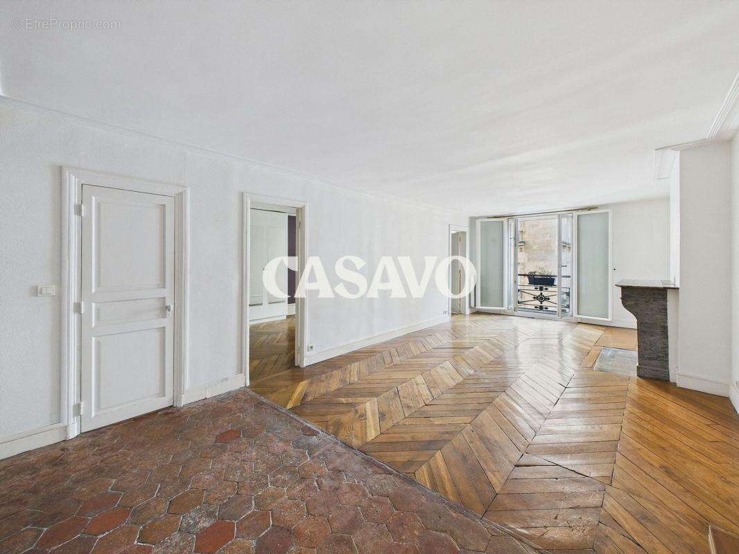 Appartement à PARIS-4E