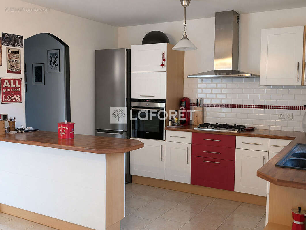 Maison de plain pied avec vue dégagée 4 chambres 120 m2 - photo 4