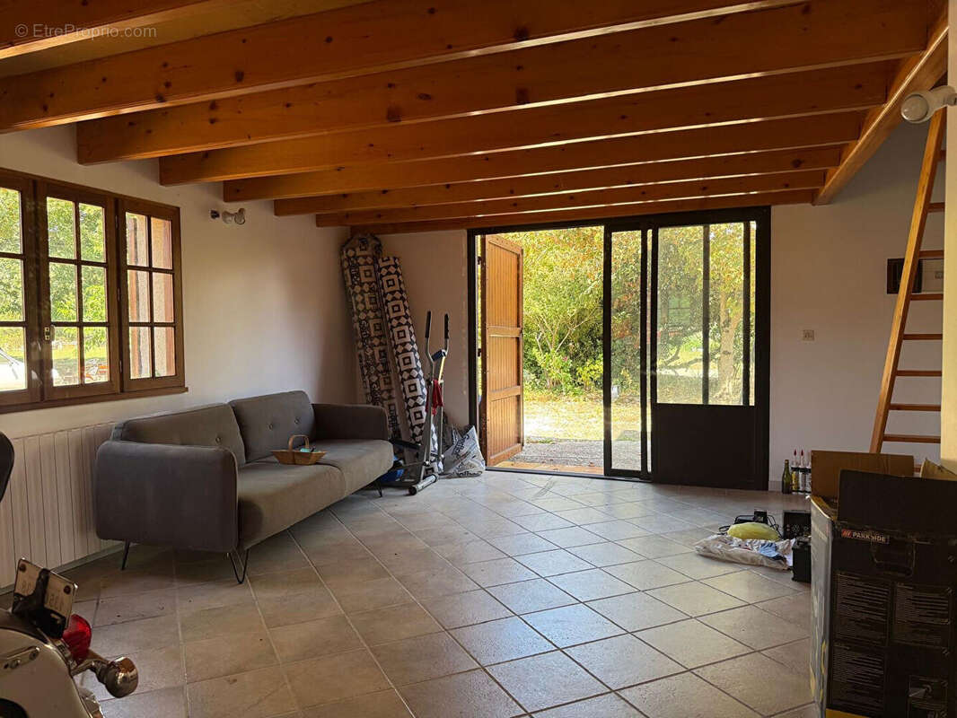 Maison à SAINT-CIERS-SUR-GIRONDE