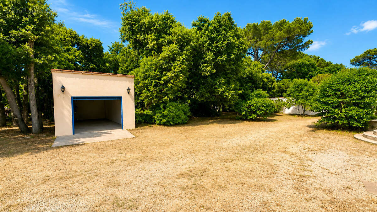 Maison à SAINT-MAXIMIN-LA-SAINTE-BAUME