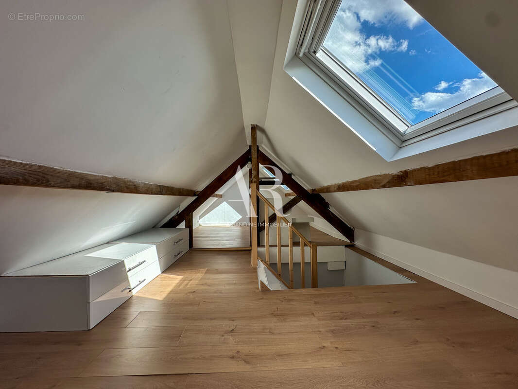 Maison à SAINT-MAUR-DES-FOSSES