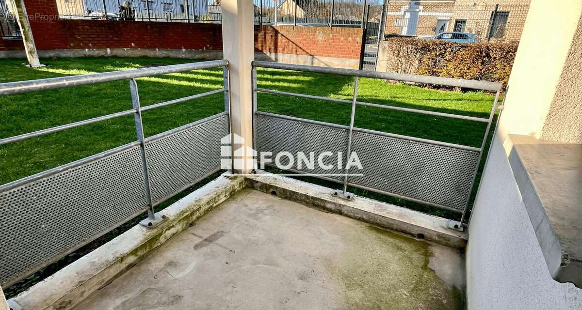 Appartement à AVION