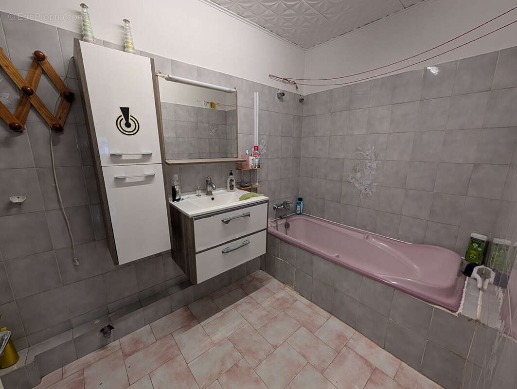 Appartement à SAINT-FONS