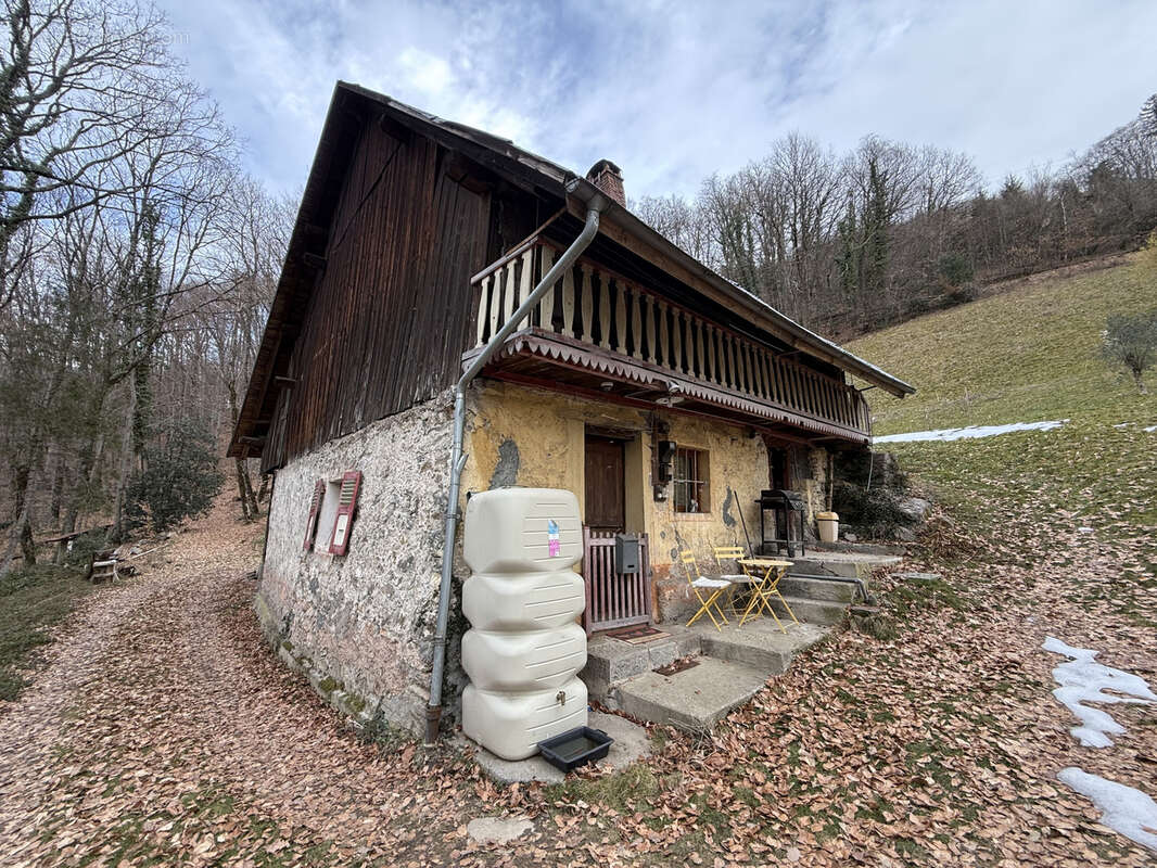 Maison à UGINE