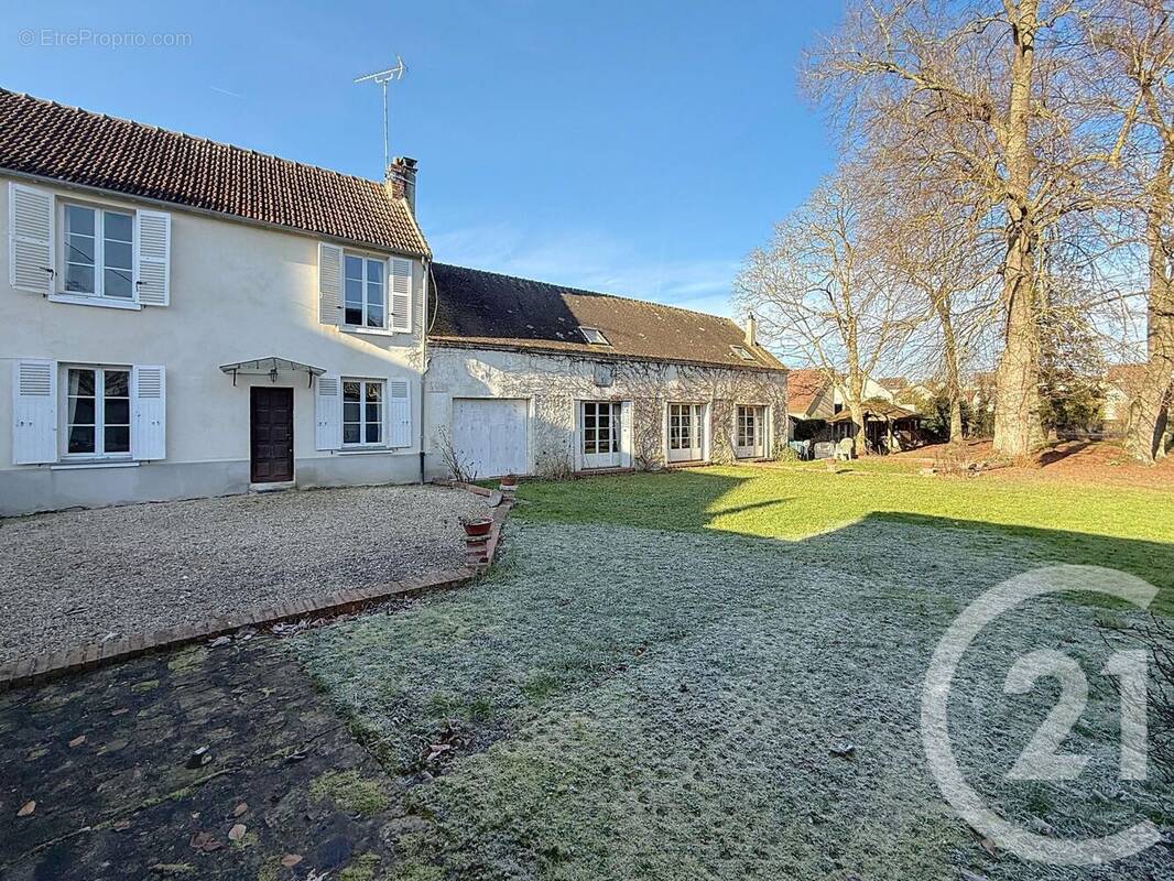 Maison à MARY-SUR-MARNE