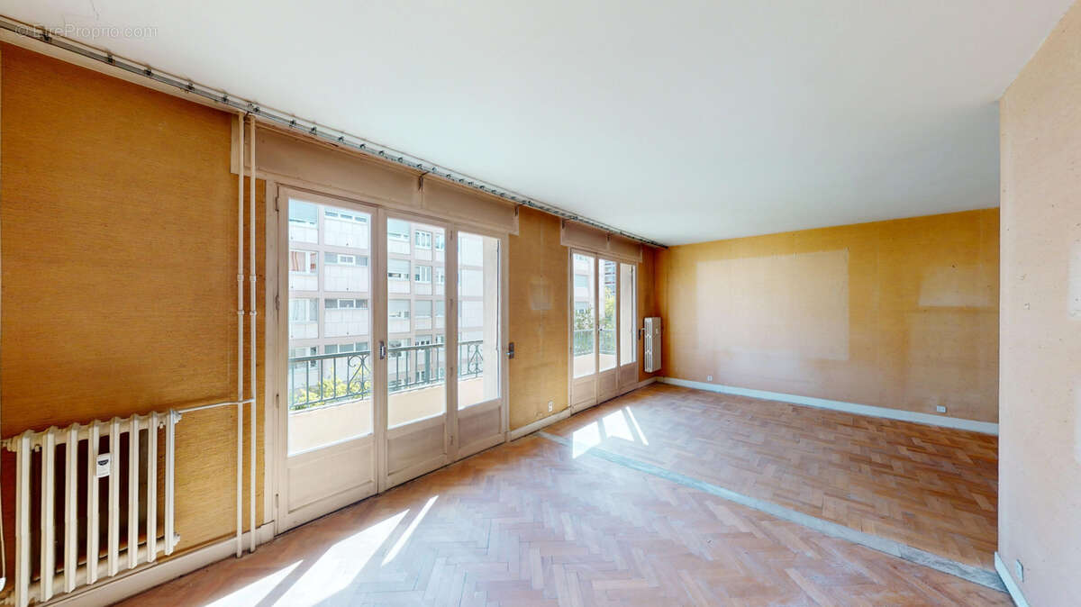 Appartement à LYON-6E