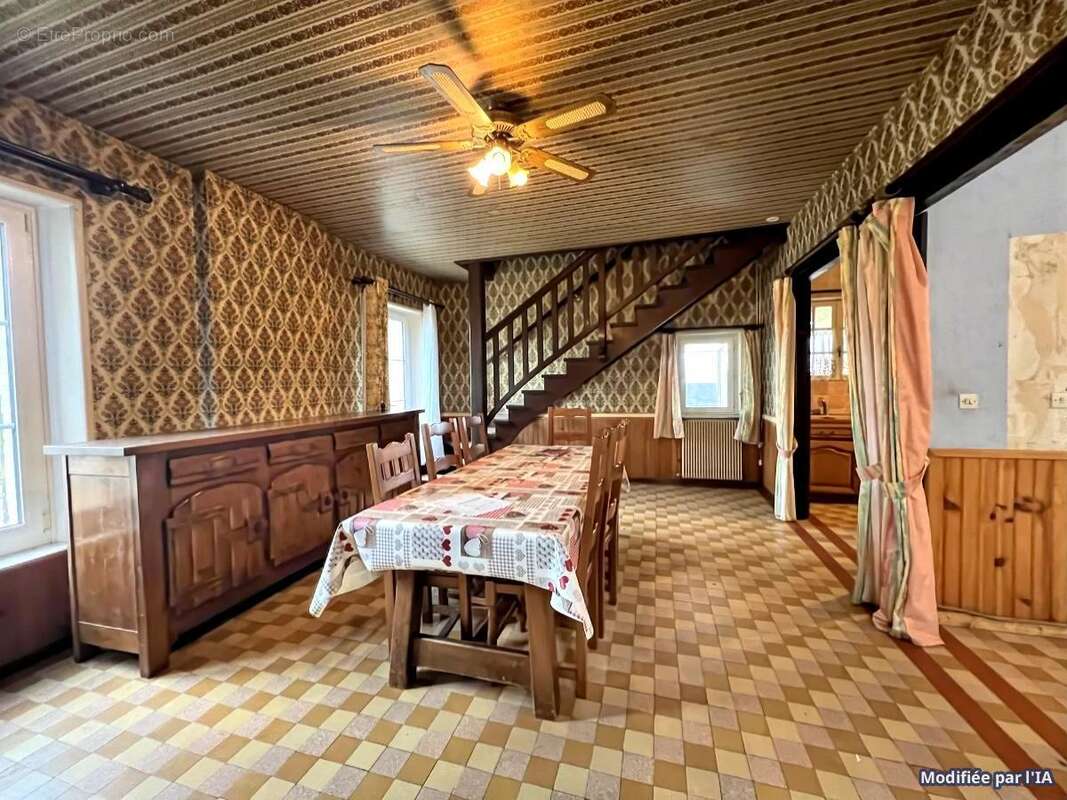 Maison à MEZIDON-CANON