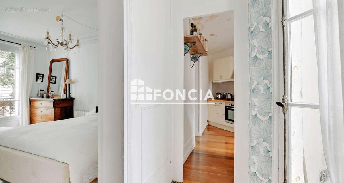 Appartement à PARIS-20E