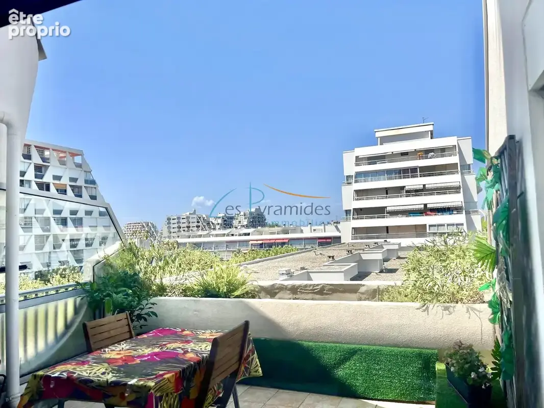 Appartement 2 pièces rénové avec terrasse et loggia   Centre-ville de La Grande-Motte - photo 6