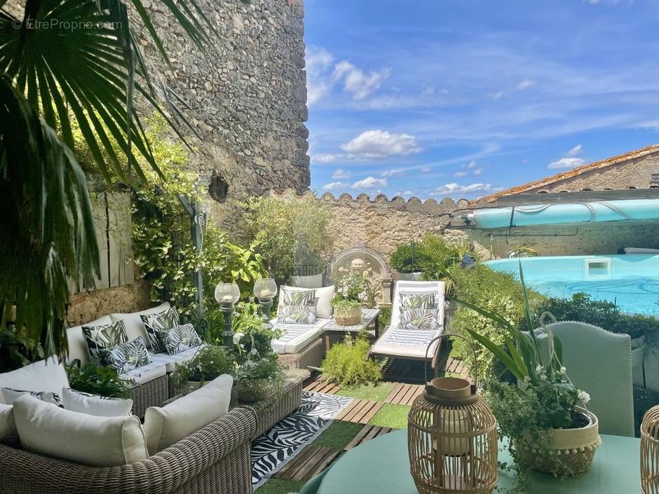 Maison à CORNEILHAN