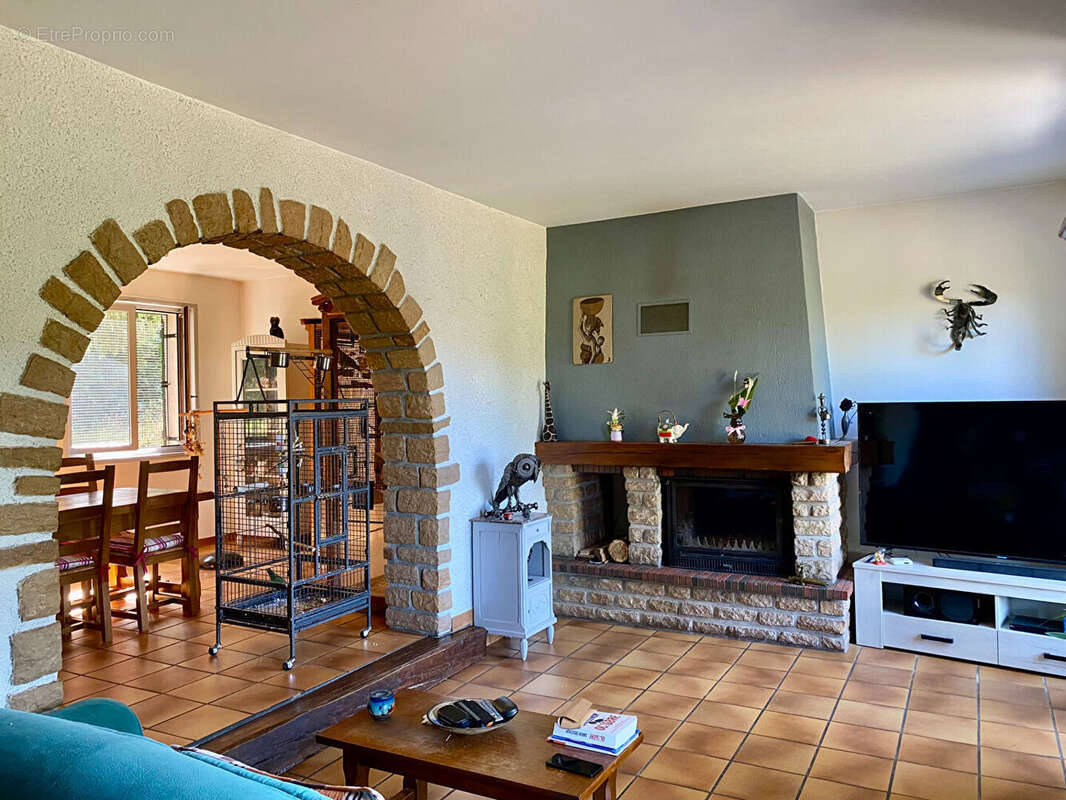 Maison à BLANZY